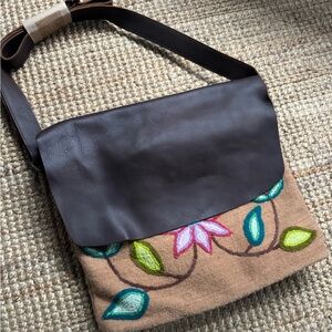 Brown Leather Floral Crossbody Bag with Embroidered Detail